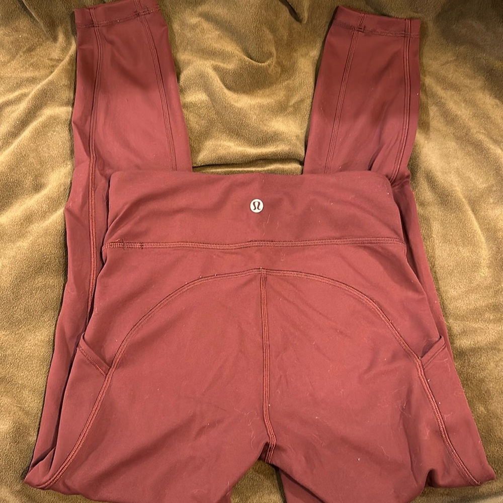 Lulu leggings size 4 garnet color
